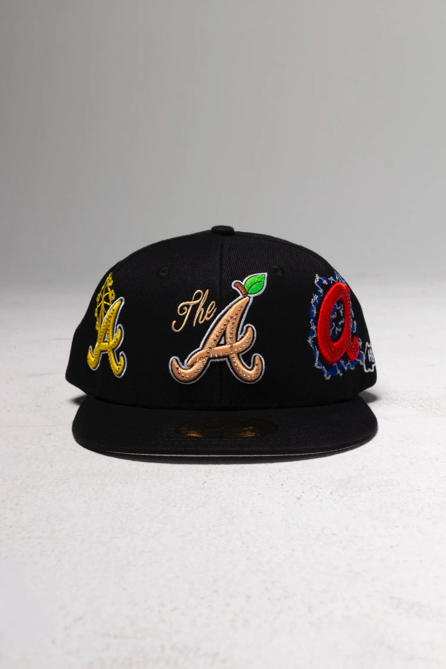 BLACK IM SO ATL traditional snapback