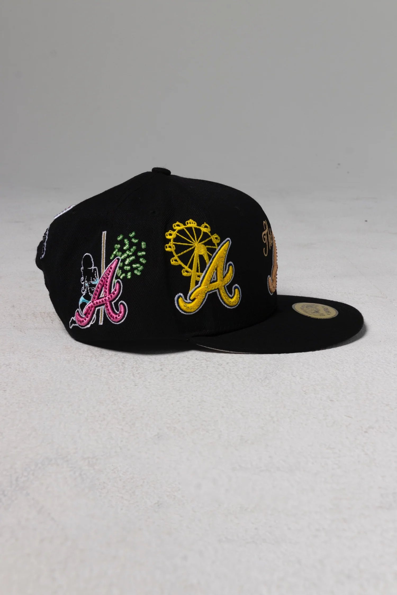 BLACK IM SO ATL traditional snapback